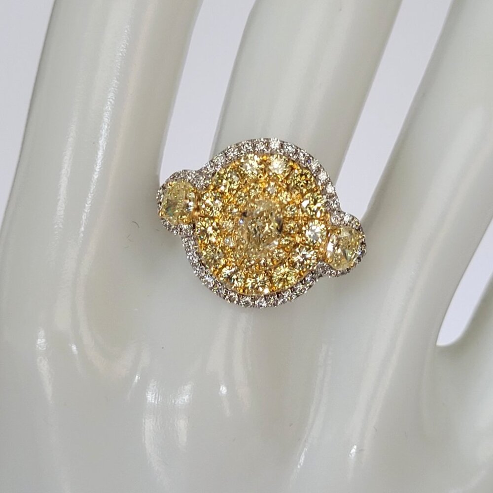 14K Oval Yellow Daimond Trio Halo Engagement Cocktail Ring 2.25 CTW